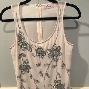 Cute sequin top!